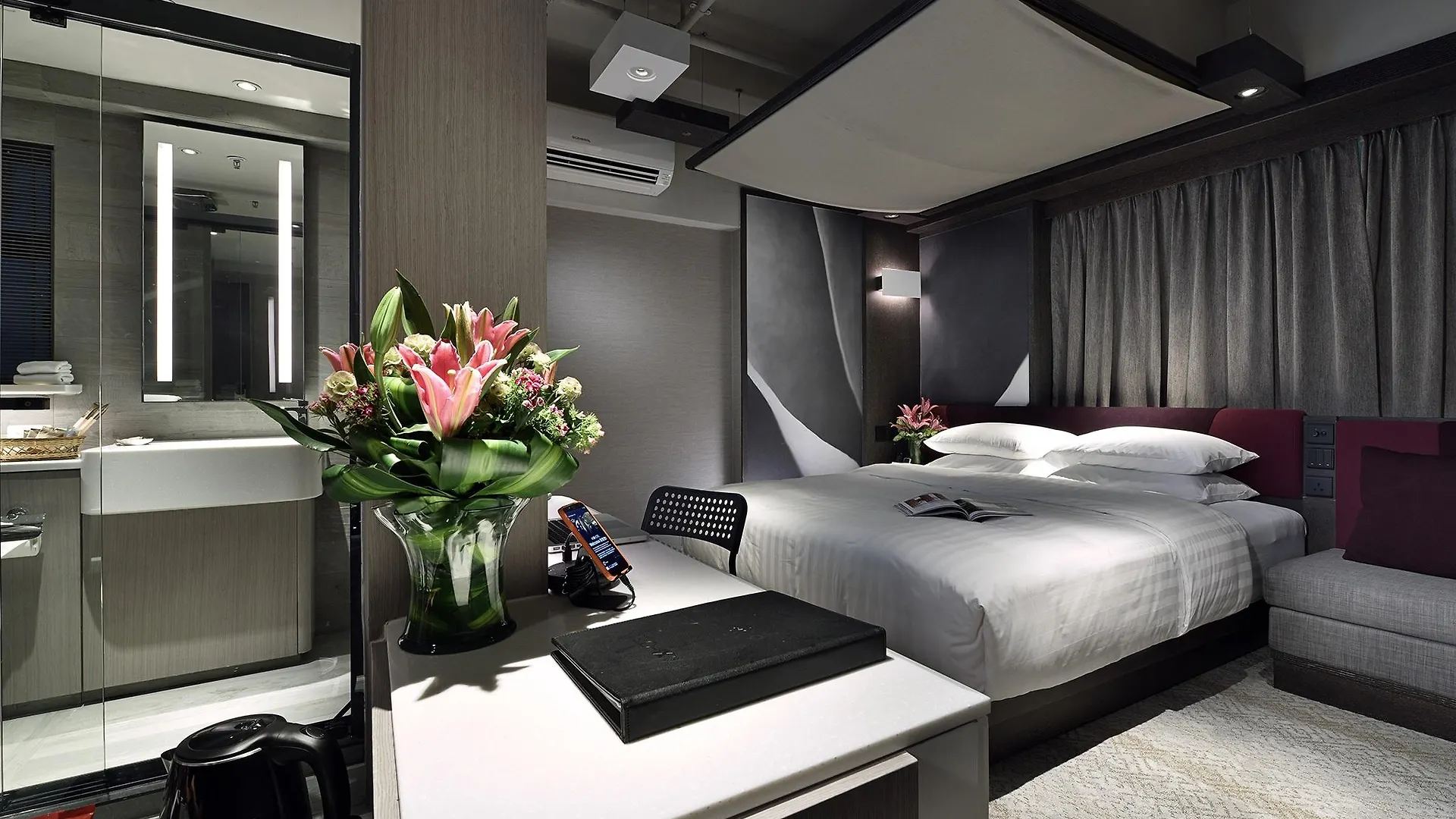 XI Hotel Hong Kong China