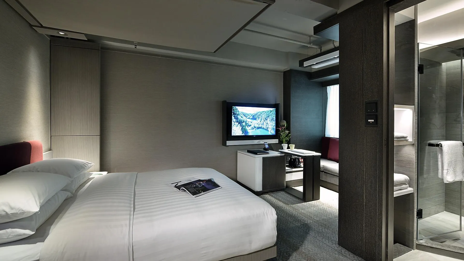 XI Hotel Hong Kong