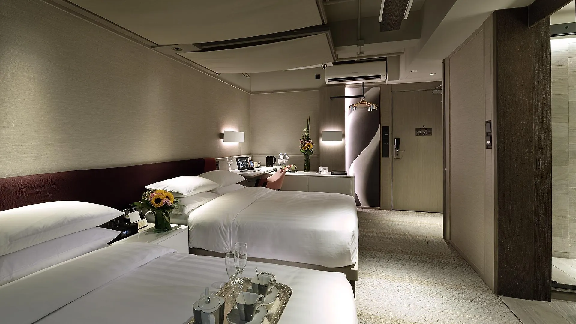 XI Hotel Hong Kong
