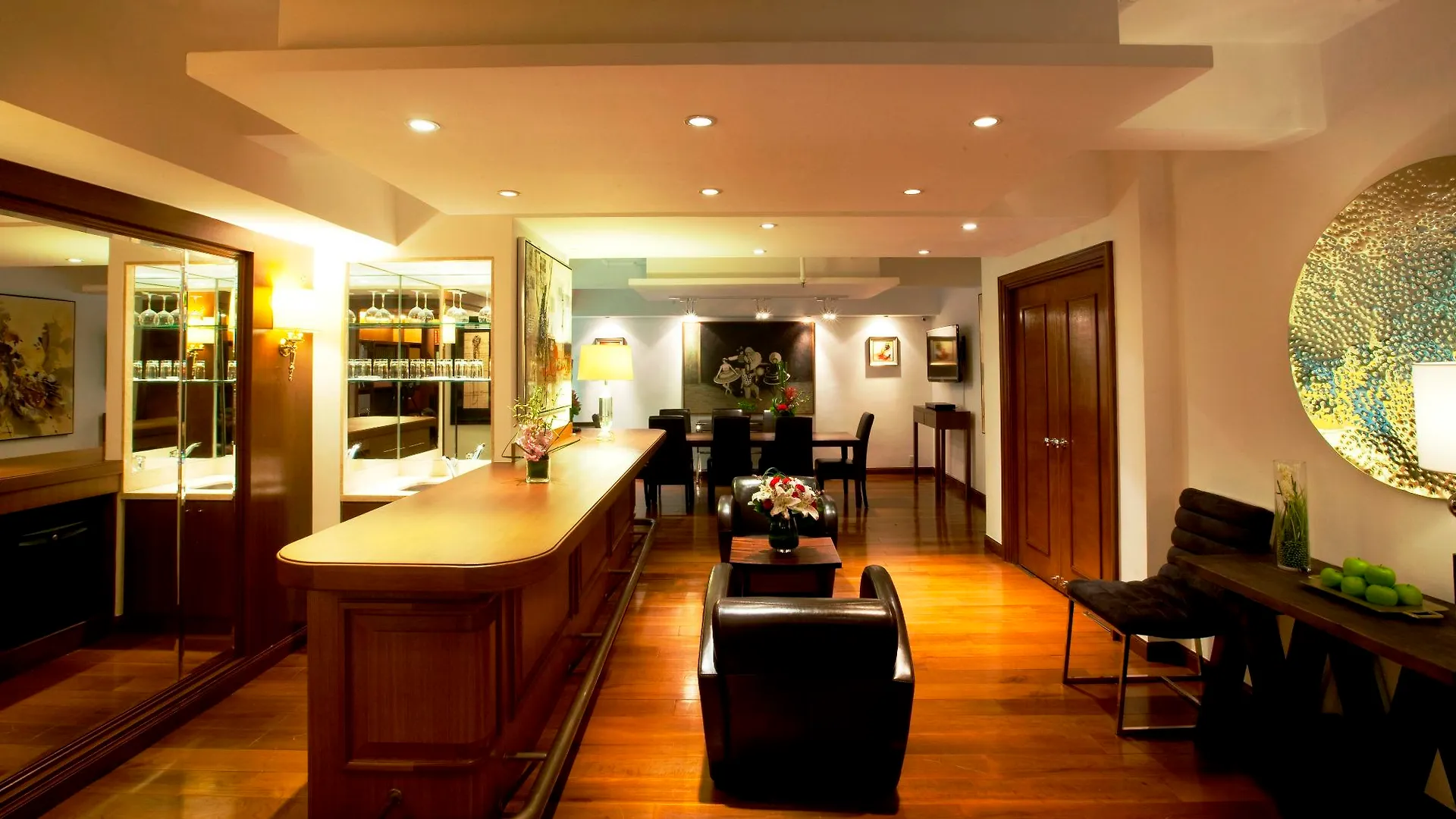 XI Hotel Hong Kong 3*,
