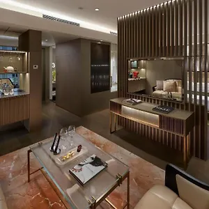 The Landmark Mandarin Oriental Hongkong