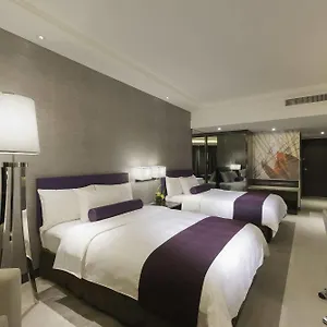 Gateway Hotel, Marco Polo Hotel